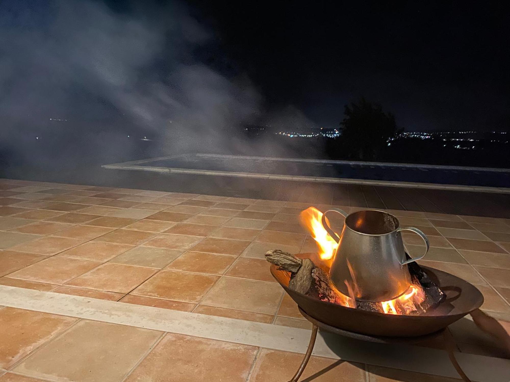 Casa Do Horizonte Apartment บอมบาร์ฮัล ภายนอก รูปภาพ